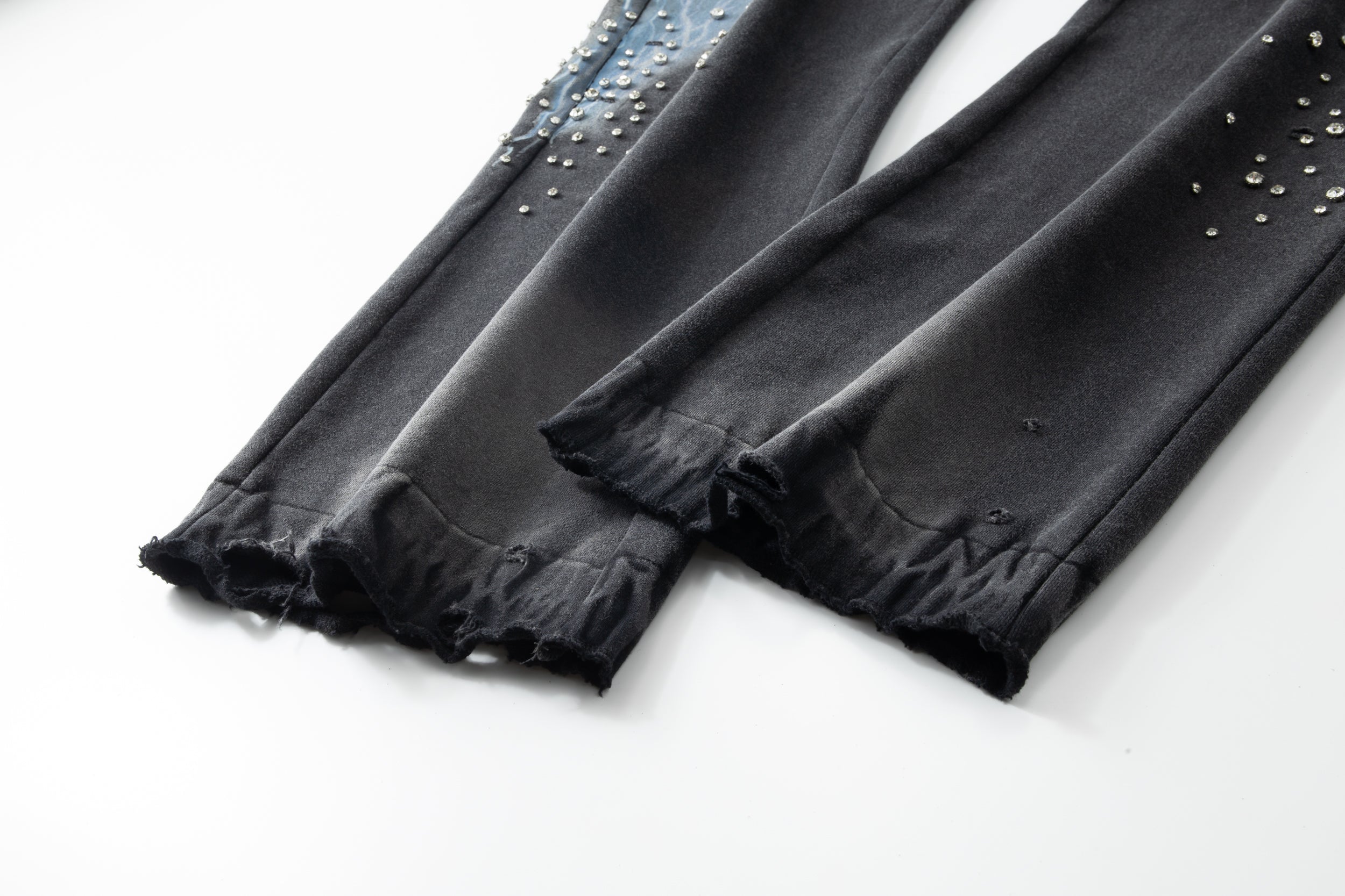 Grayskull- Throw Back- Wide Leg Jogger- Black