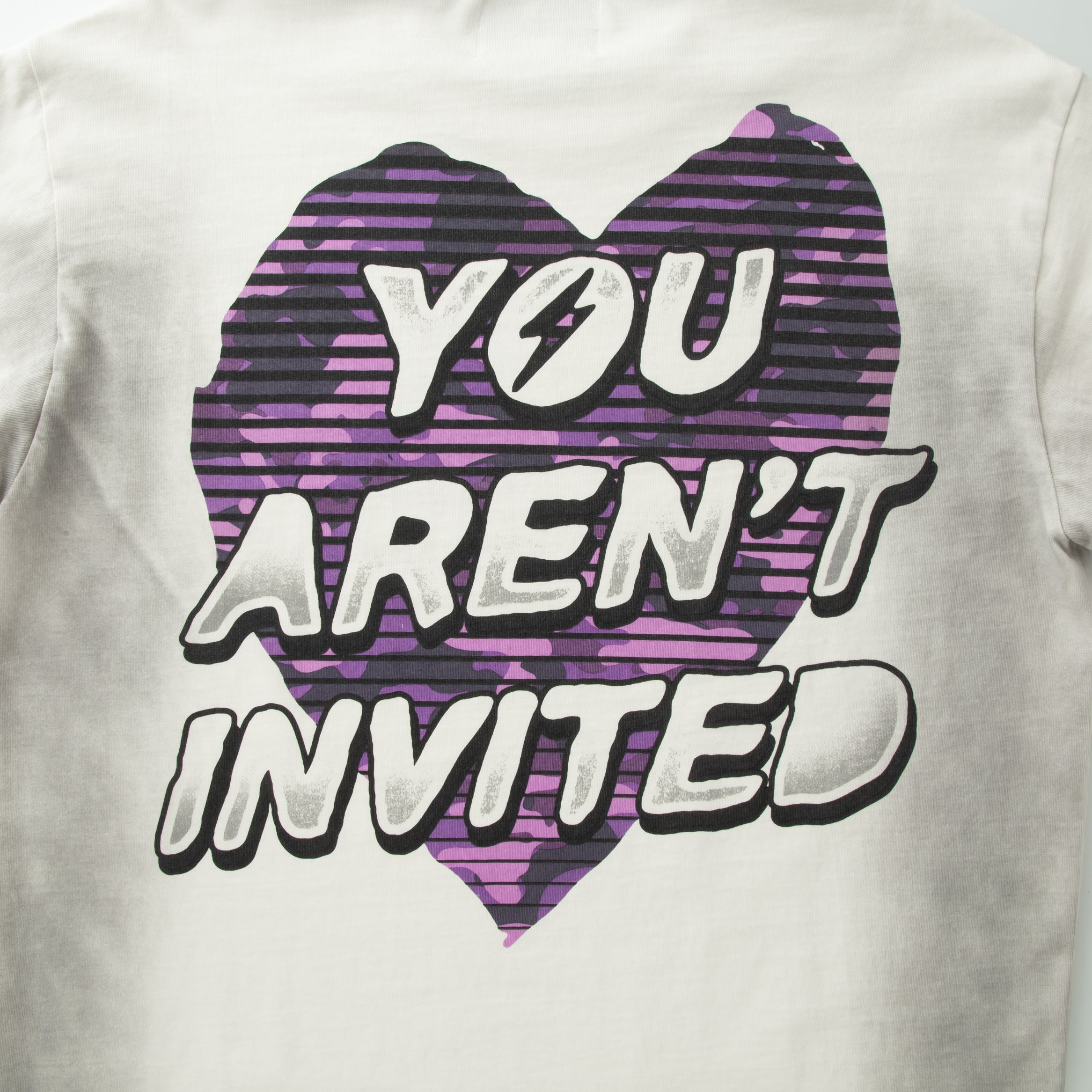 Yai-bolted camo heart -Cream purple camo