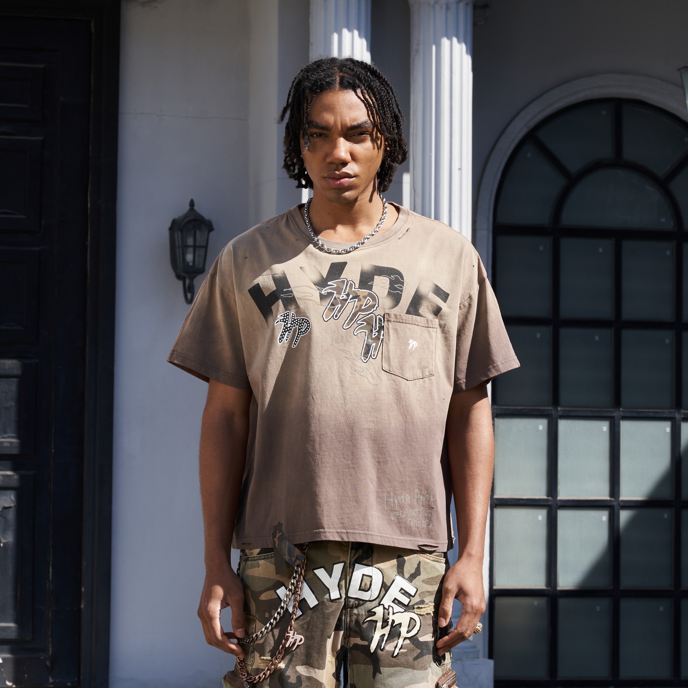 Split Pocket Tee - Brown