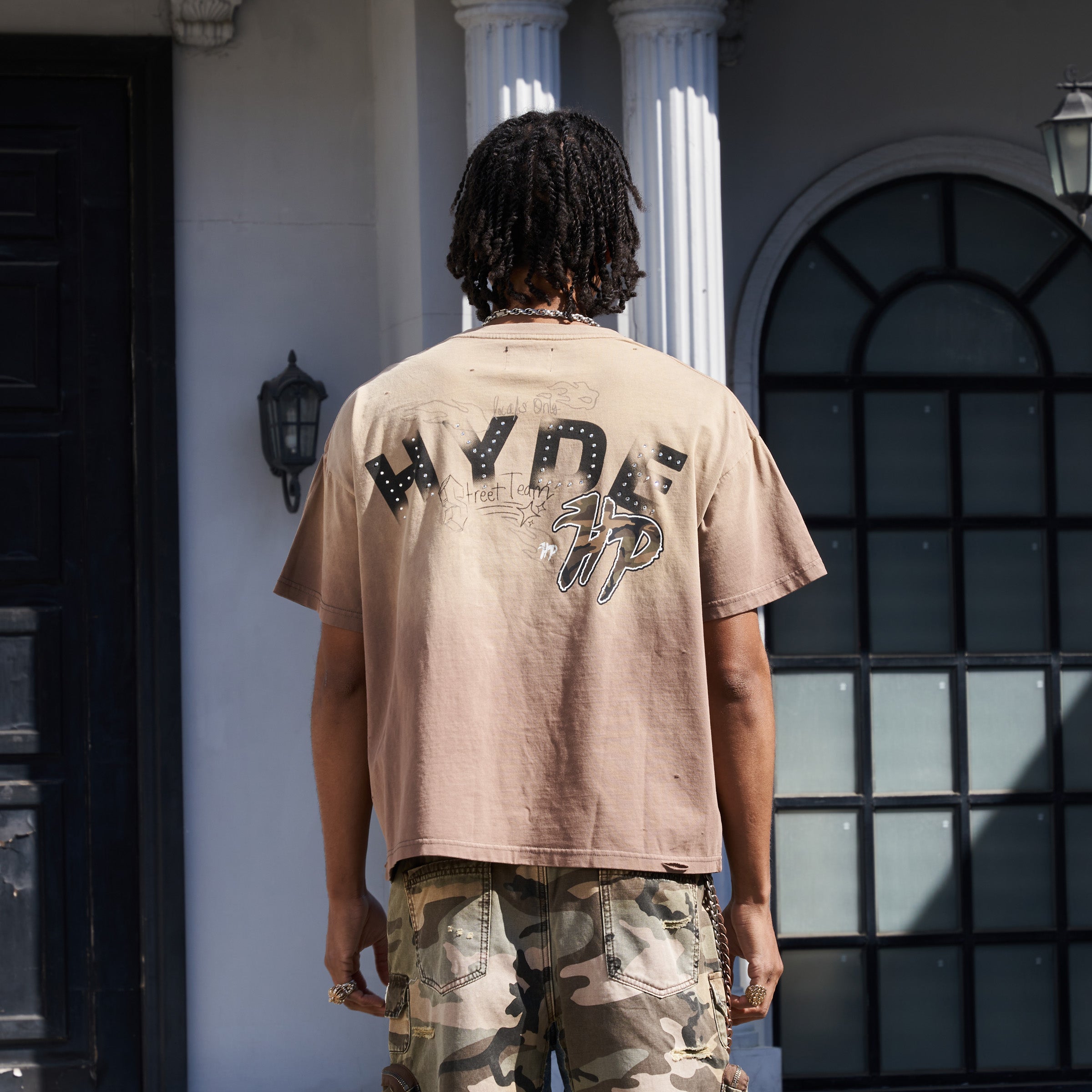 Split Pocket Tee - Brown