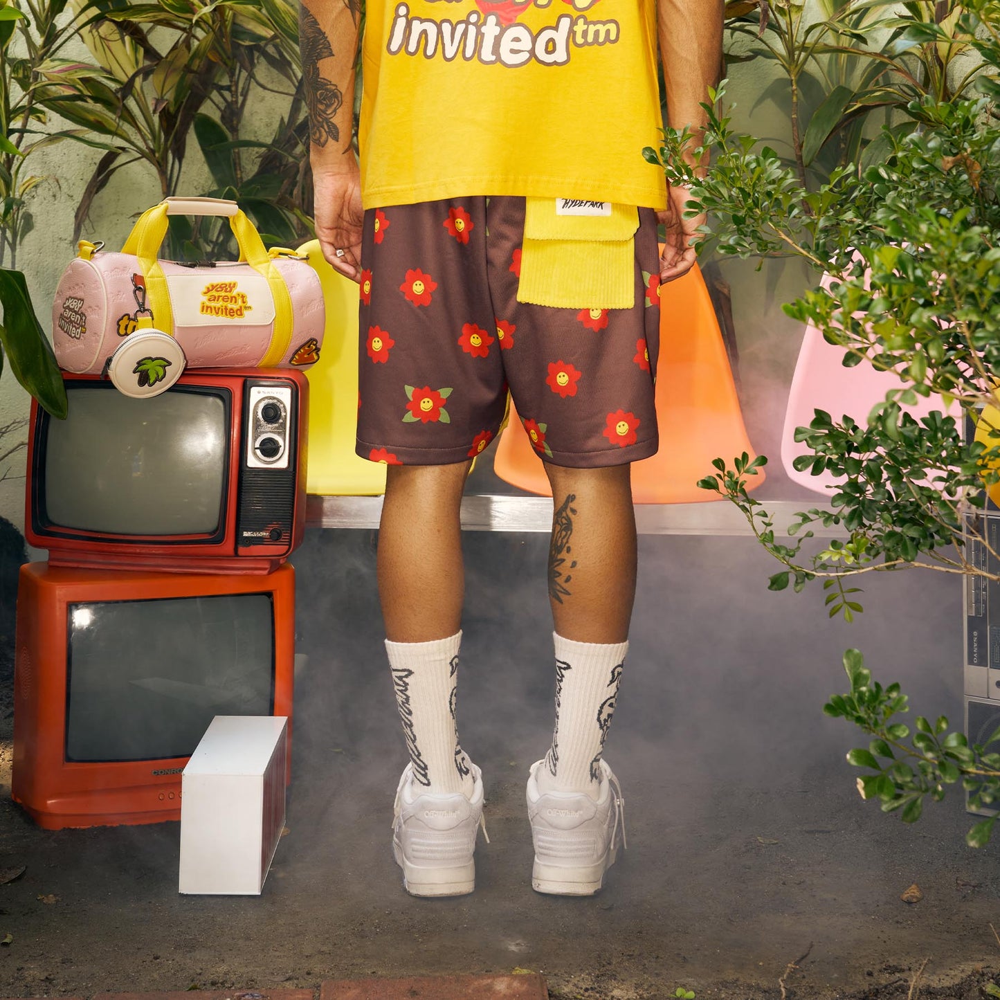 Mash Up The Weekend Shorts - Red Lemon
