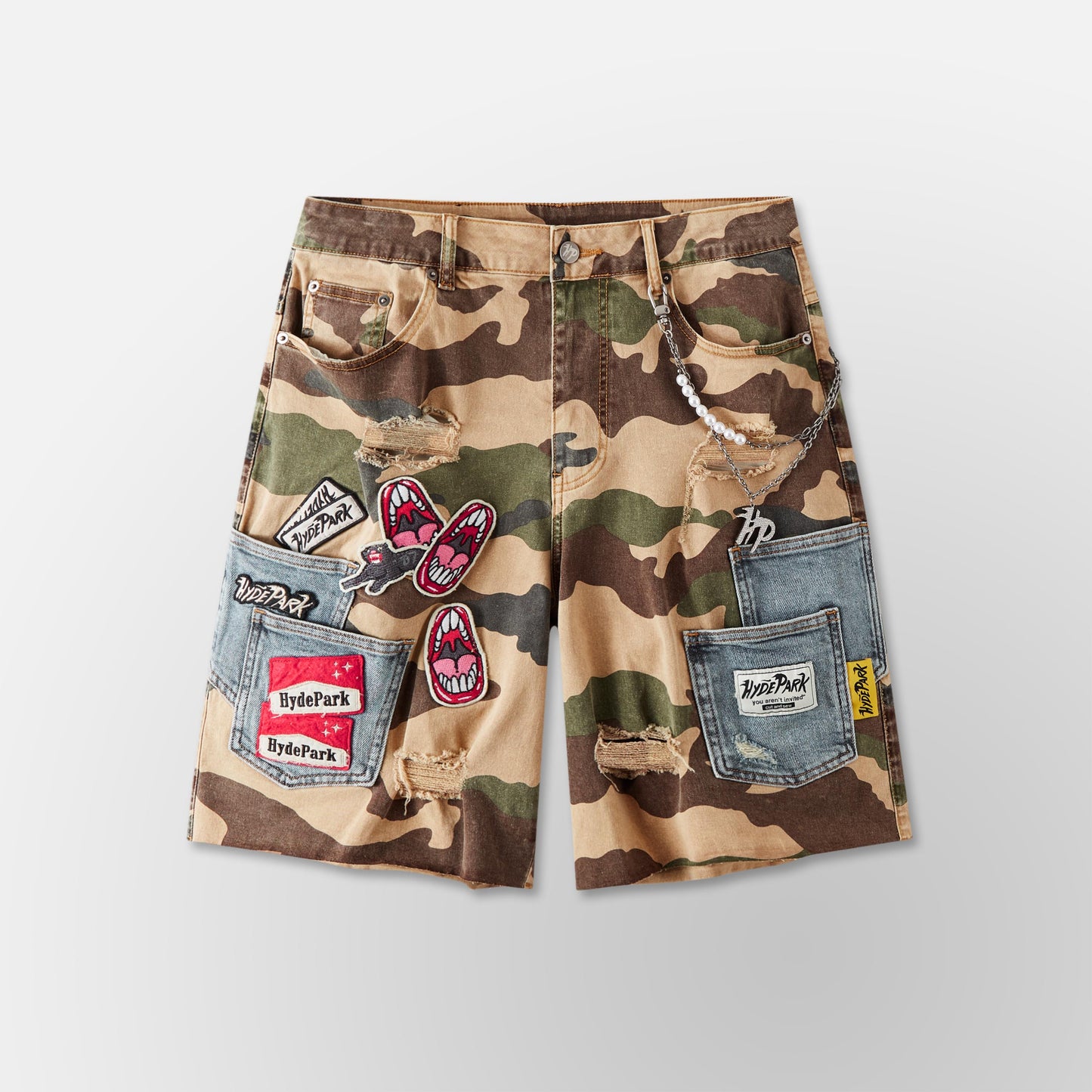 Pockets Everywear Camo Shorts - Camo Green