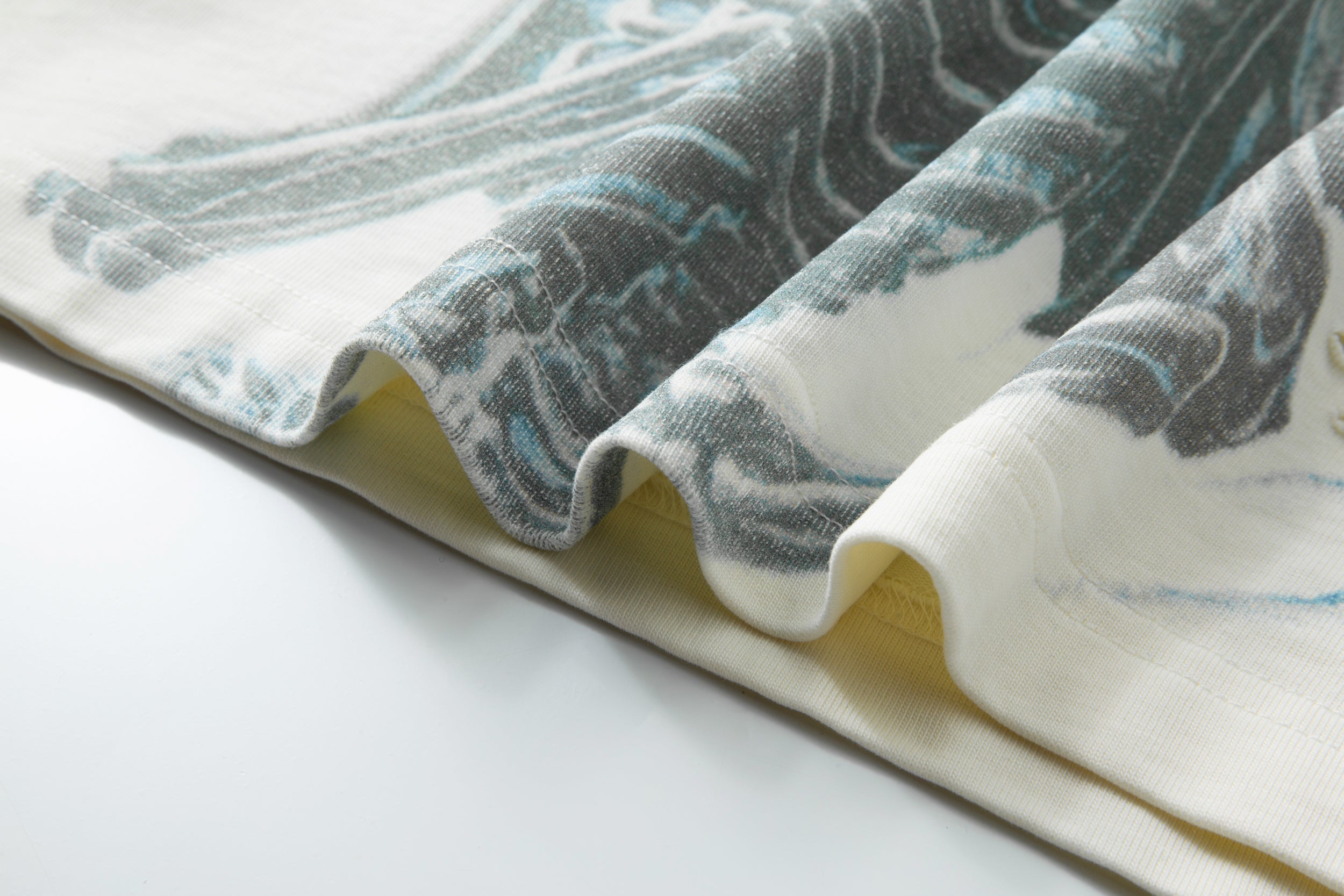 Blueskull  SST - Cream