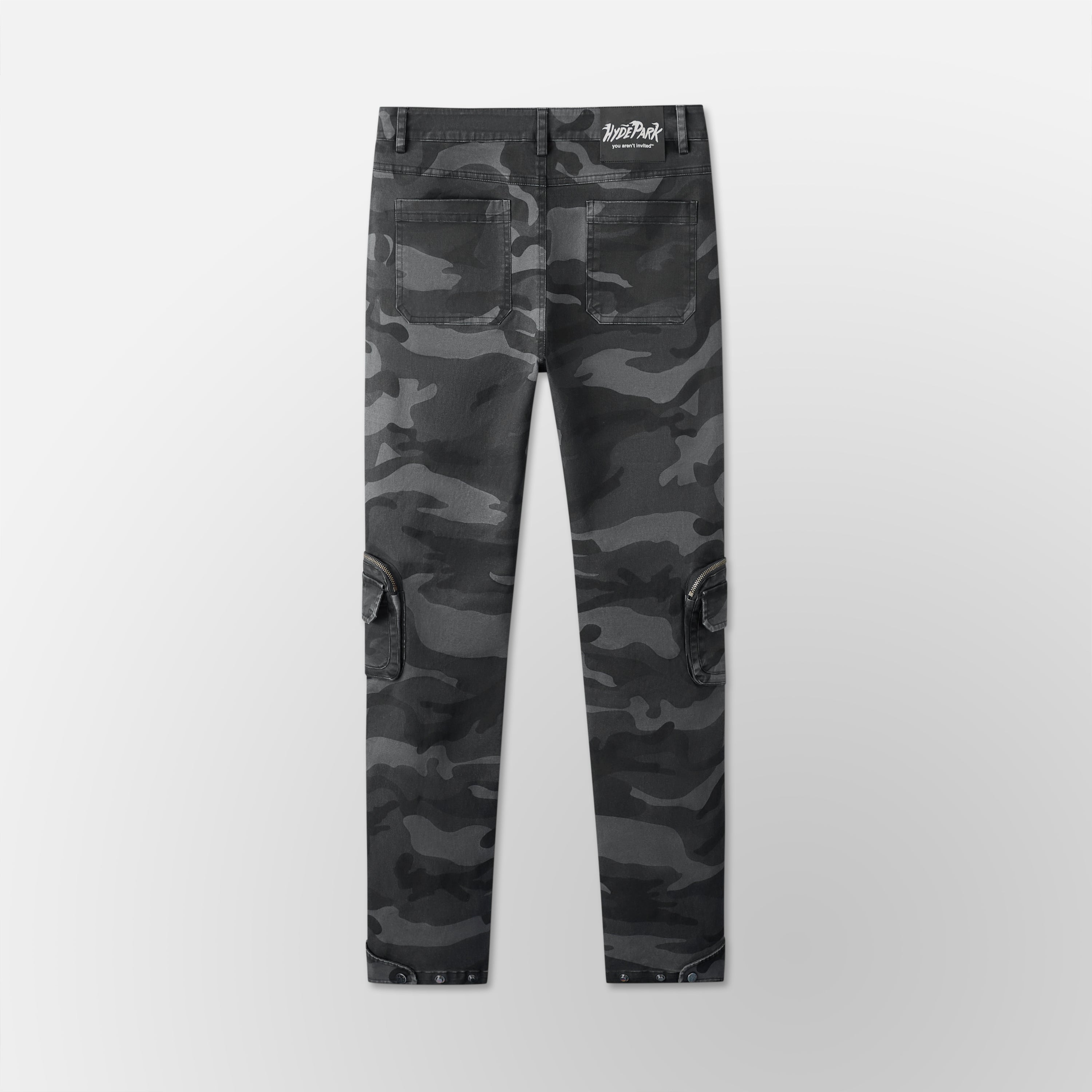 Skinny Vintage Cargo Pants - Black Camo